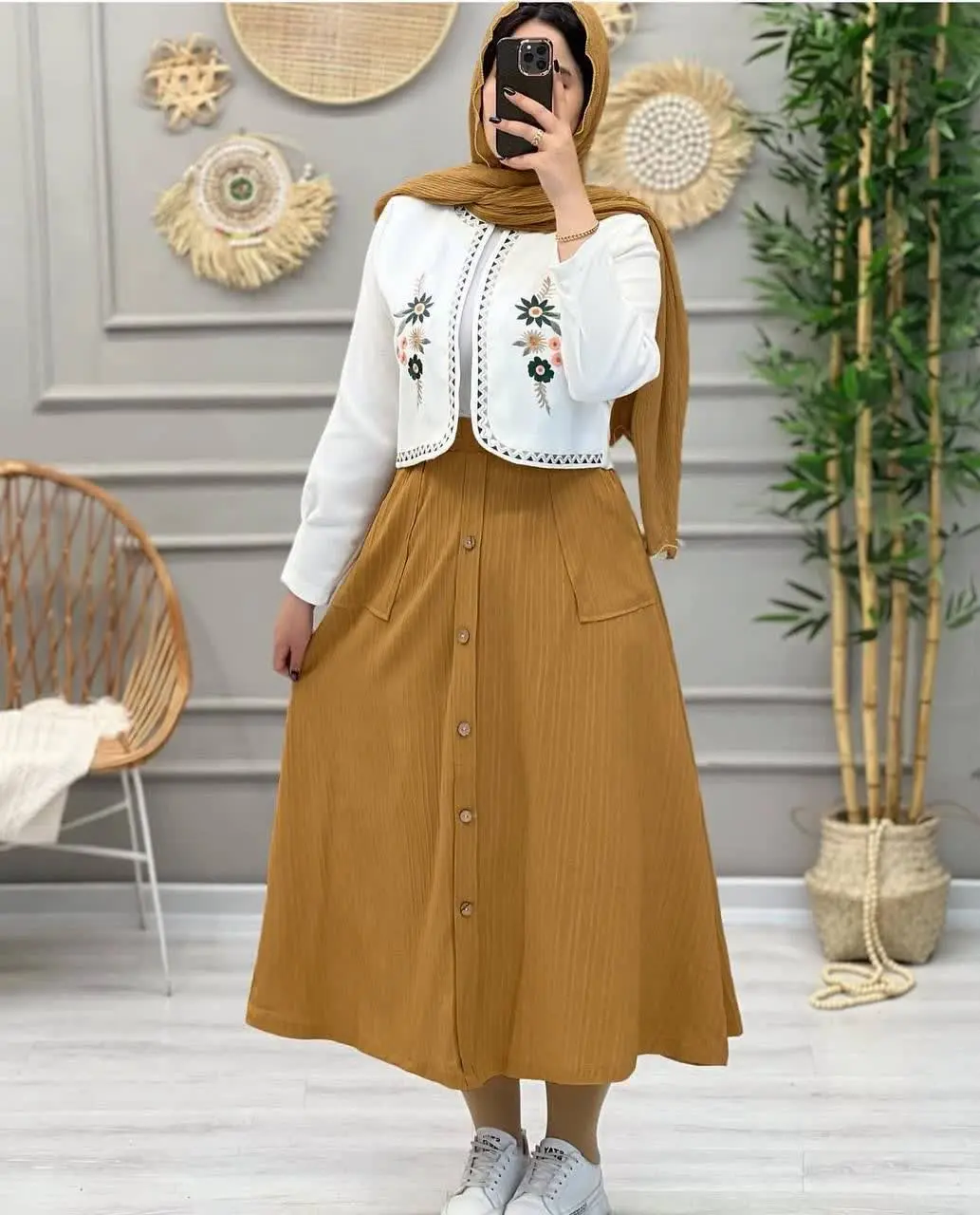 نام: کت دامن تیارا
