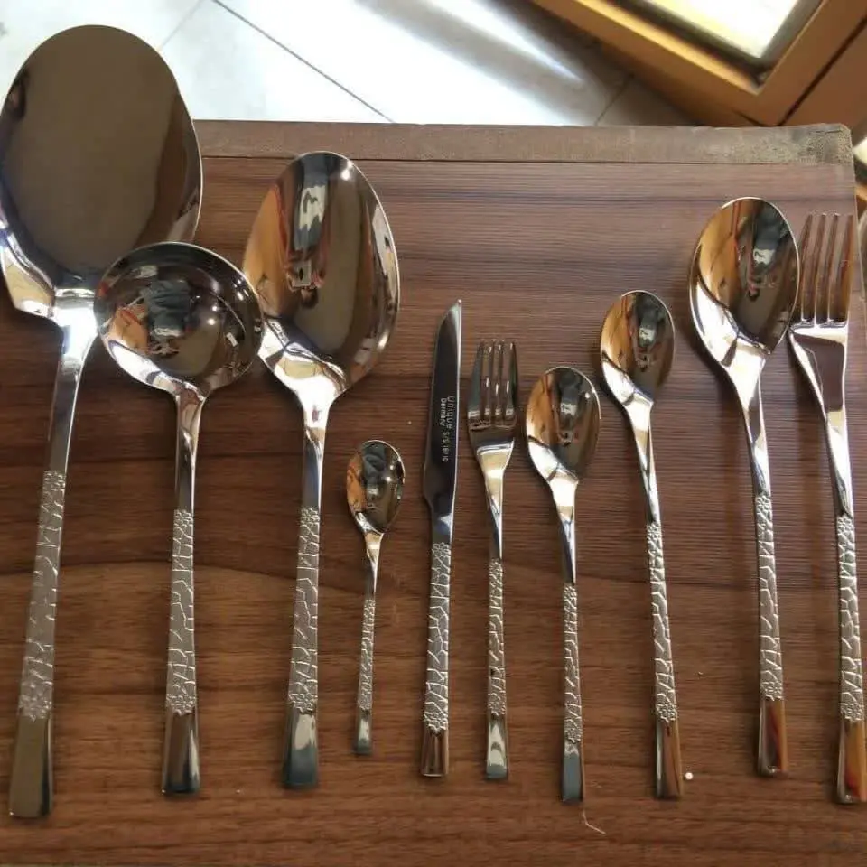 دو رنگها ۴۹۰۰