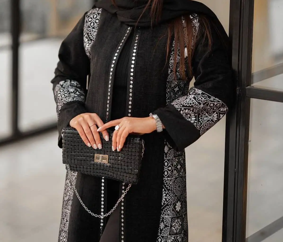 🛍نام: مانتومزونی اطلس🍃
