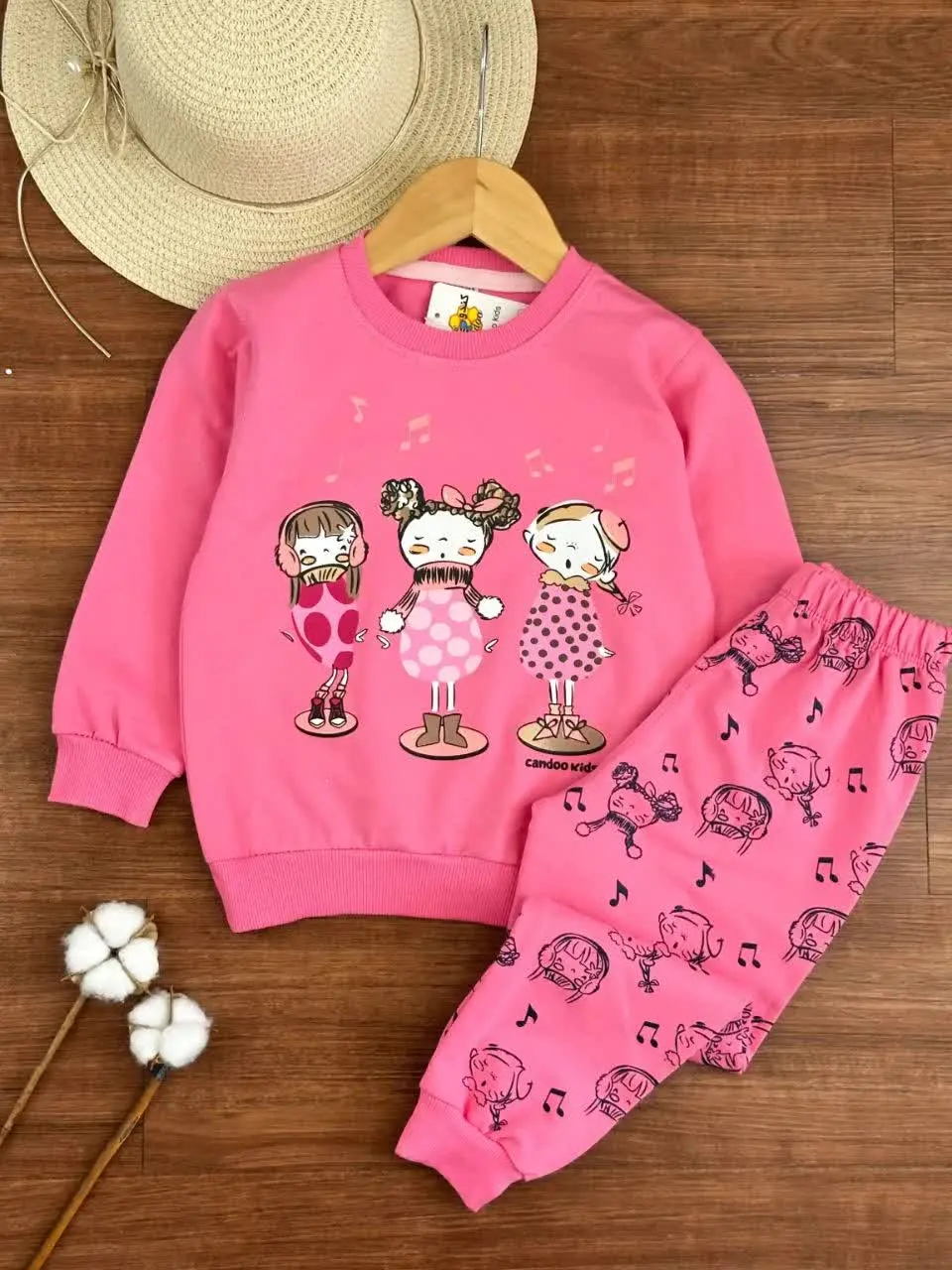 مناسب حدودا ۲ تا ۸ سال