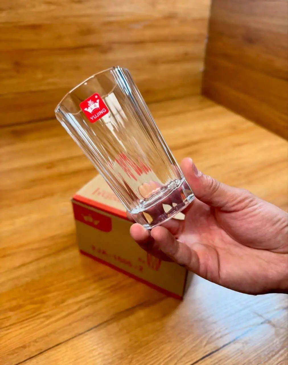 لیوان بلند شربت خوری