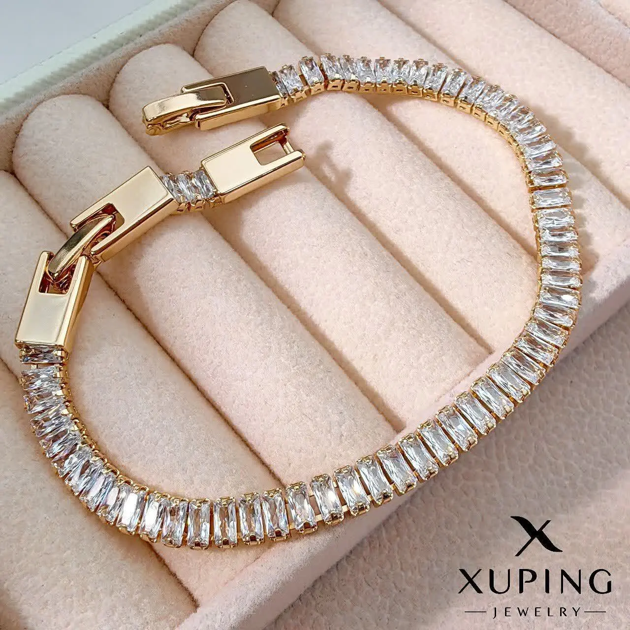 ❤️ همیشه مدل کارهای تنیسی برق خاصی دارن 😍
