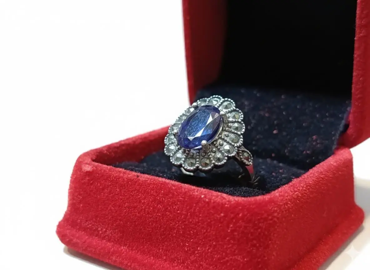 انگشتر نقره زنانه یاقوت کبو...