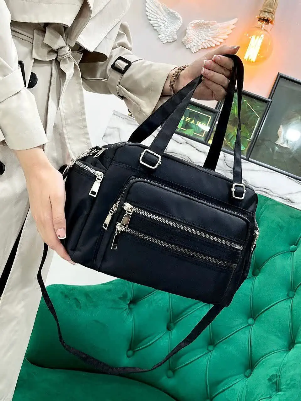  نام: 👜 کیف اسپرت دستی و دوشی مدل نانسی پنج زیپ 😍
