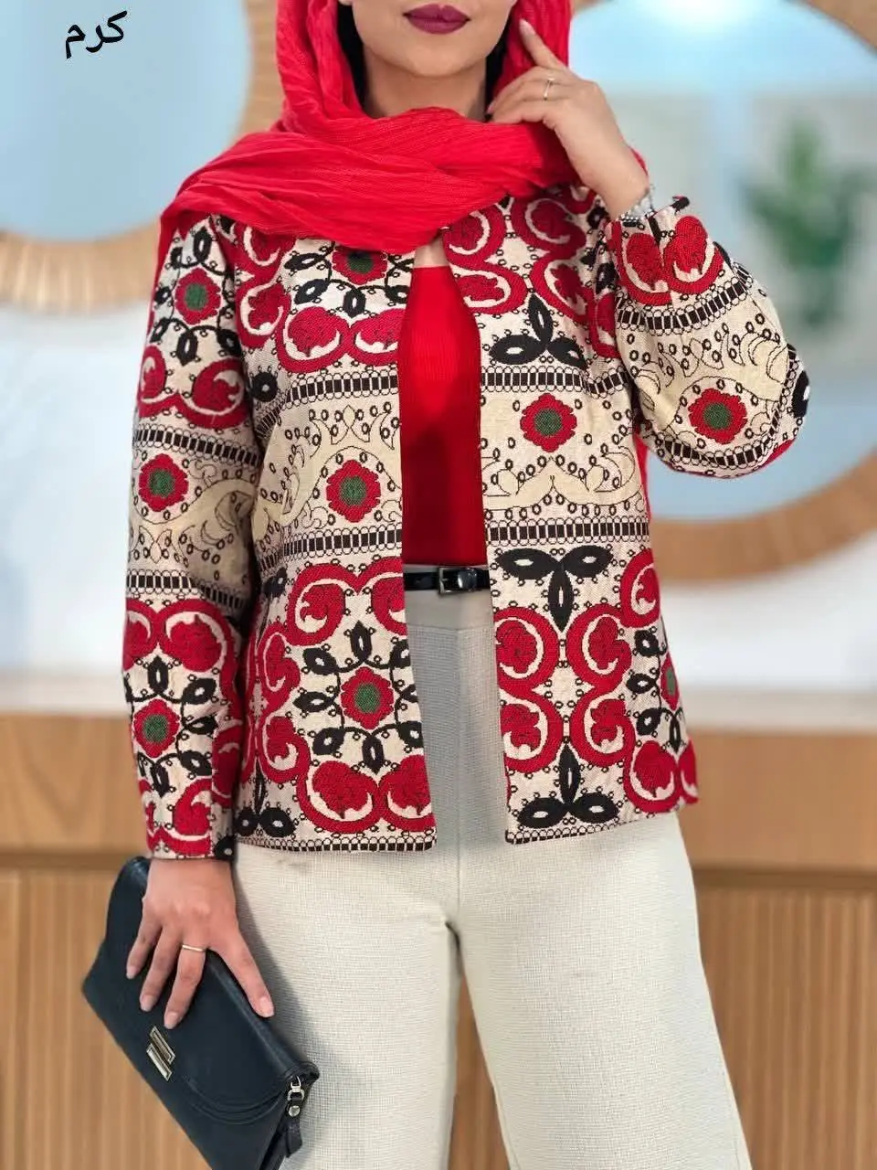 نام: کت لیانا
