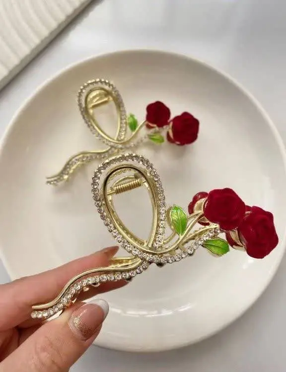 🌹کلیپس شاخه رز 
