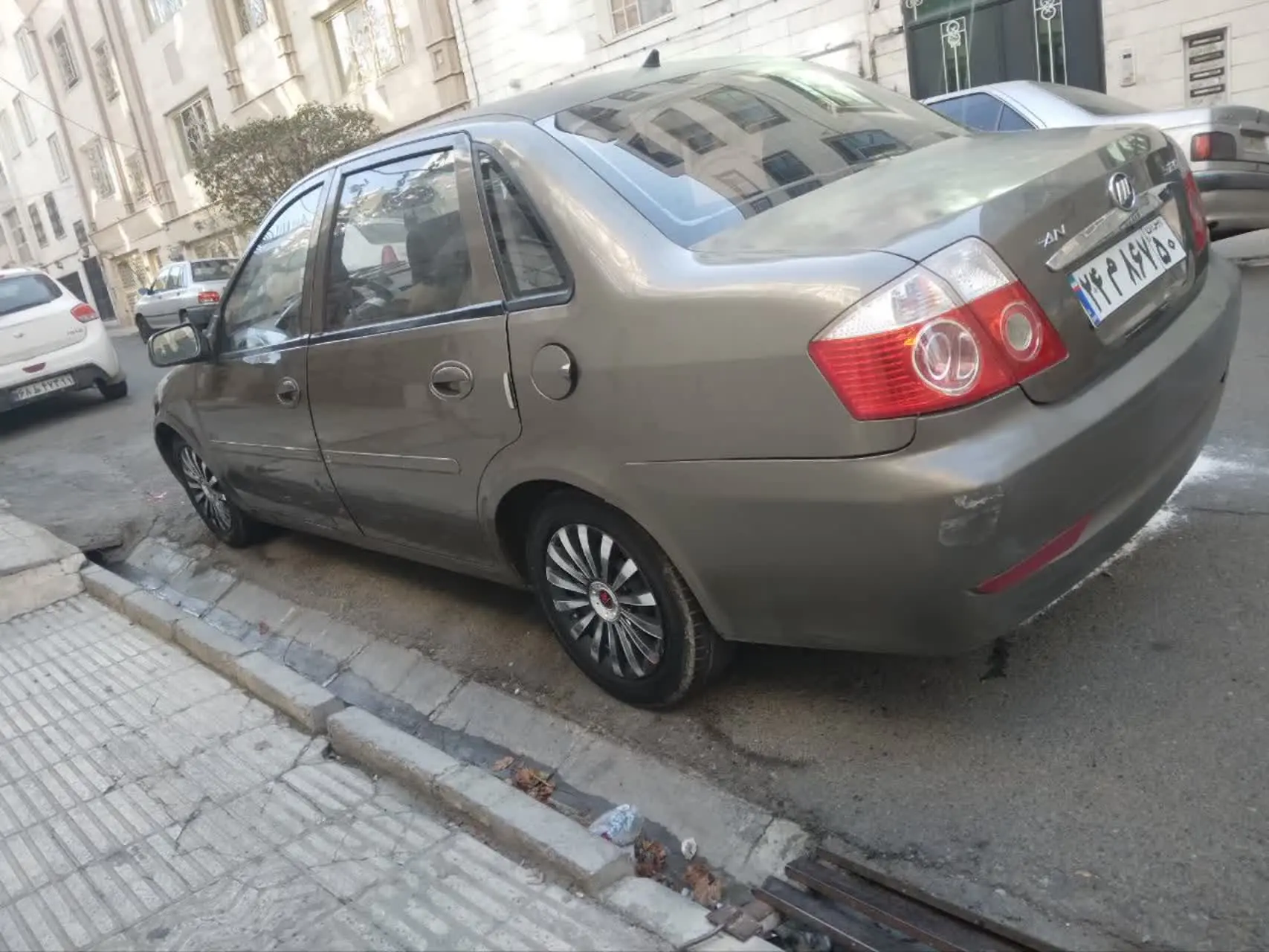 نام خودرو. لیفان۵۲۰
