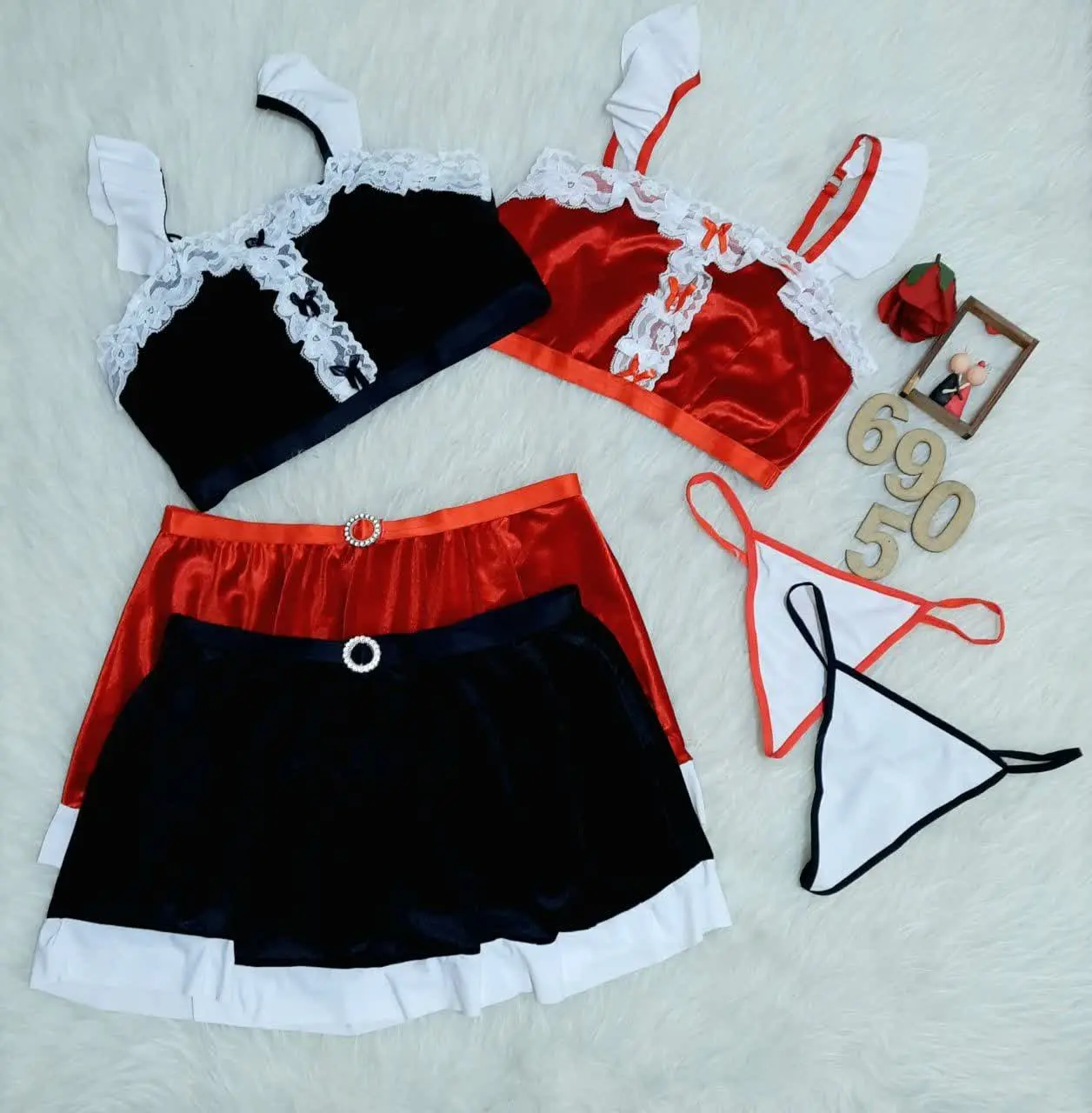 ست فانتزی مخمل قرمز
