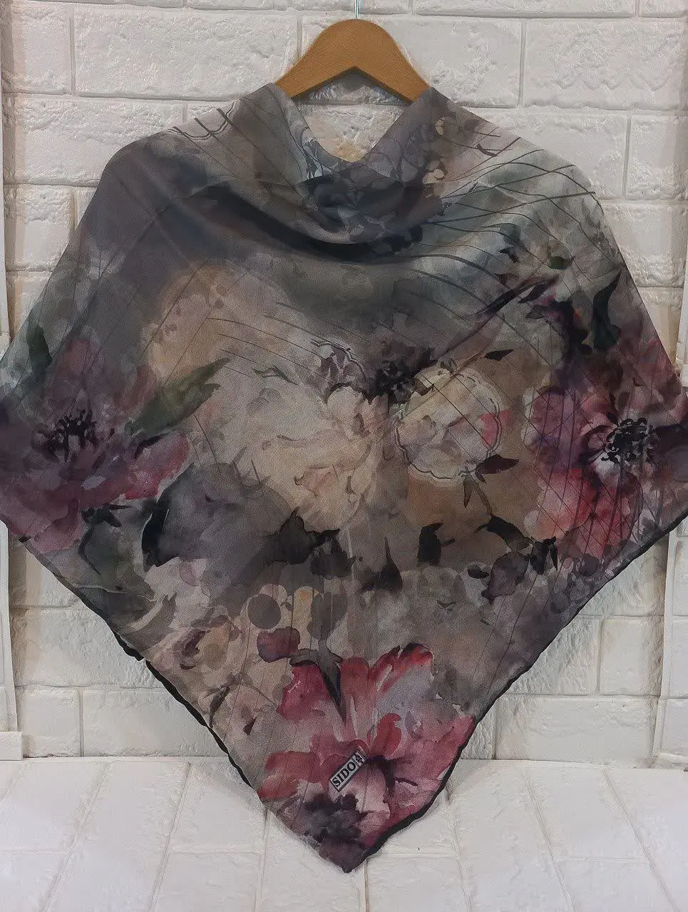 ‏کد ۵۴۲/۱۵۸۱ (۱۰۰gr) 
