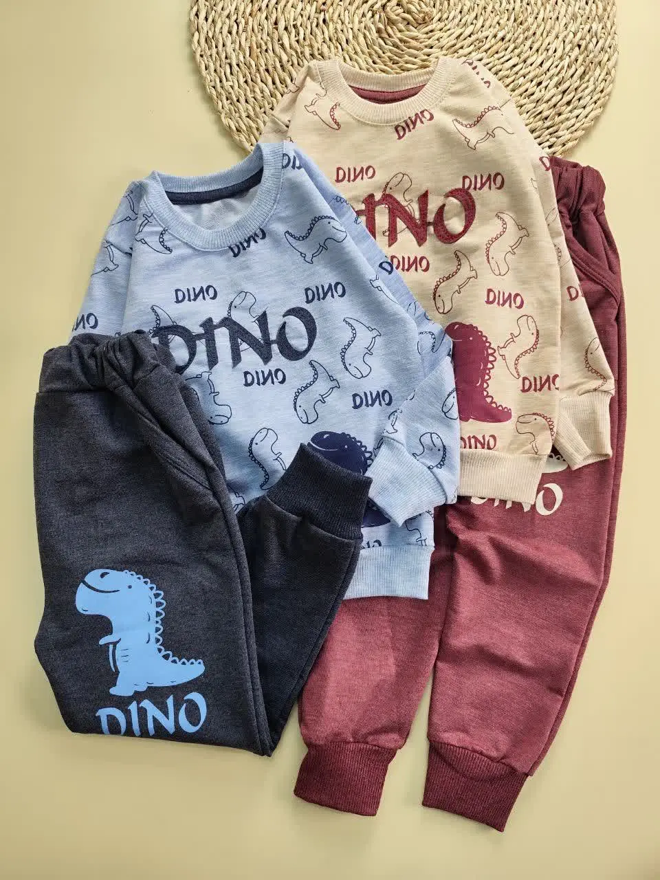 بلوز شلوار نقاشی دایناسور 
