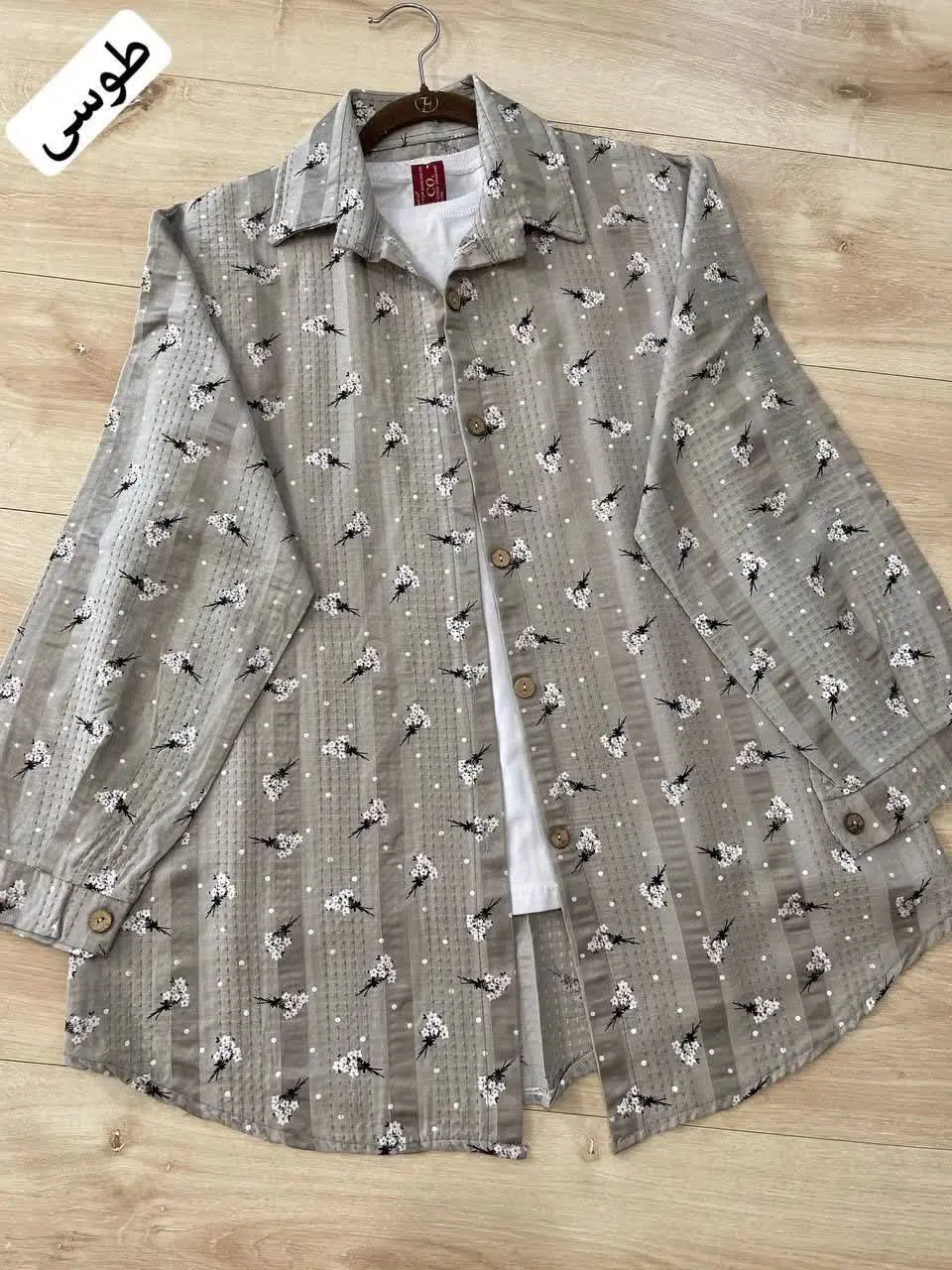 🧿شومیز گل گچی دکمه دار (۳۰۴۲) 
