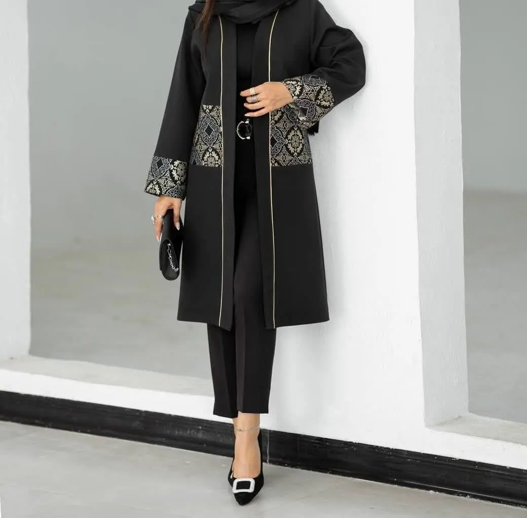 👚 نام: مانتو افرا