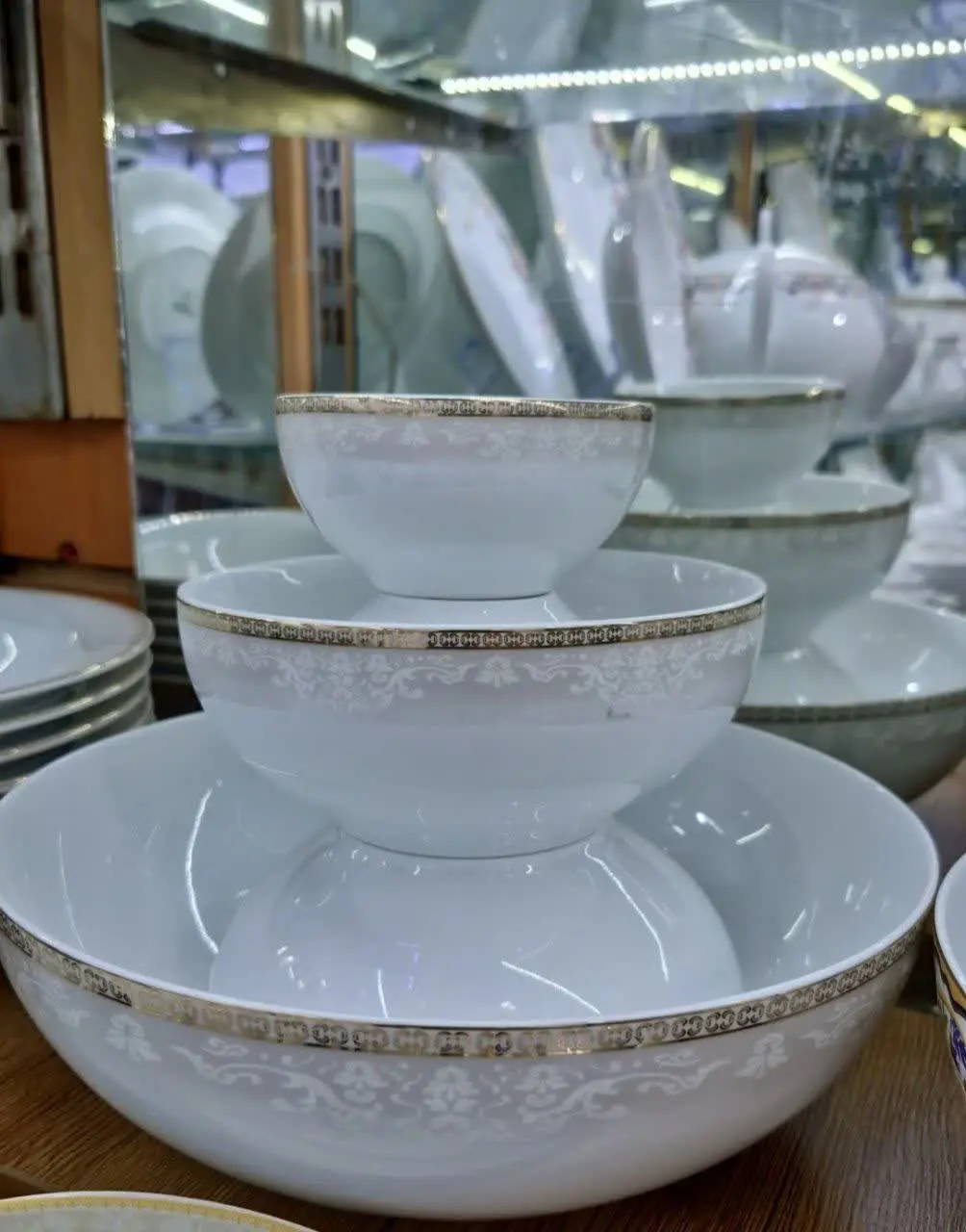 🍽 ست کاسه ۱۳ پارچه چینی زرین
