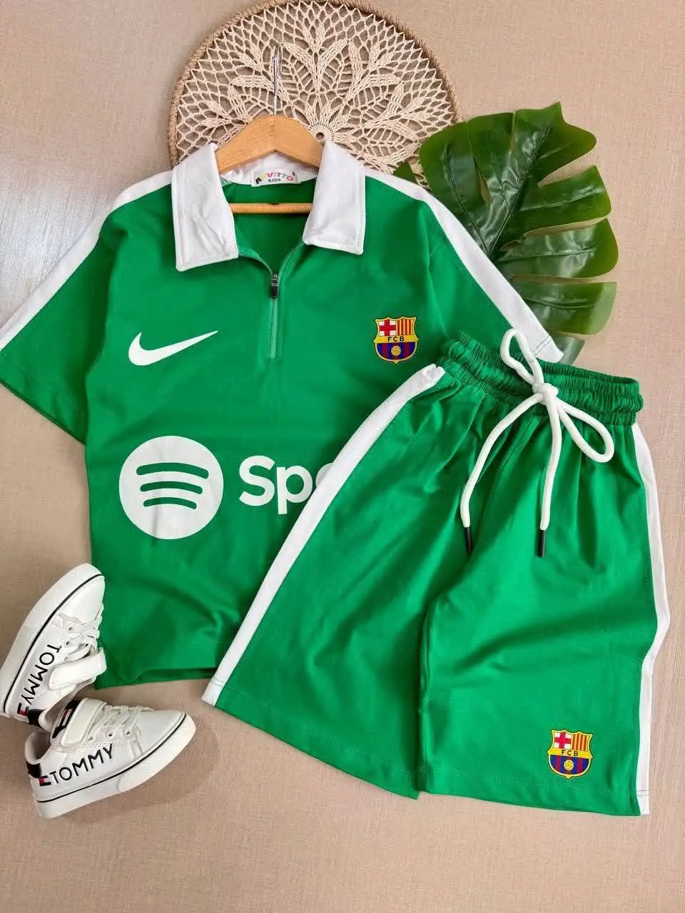 خوب دیگه نوبتی هم باشه نوبت کیت ورزشی ✌️😻
