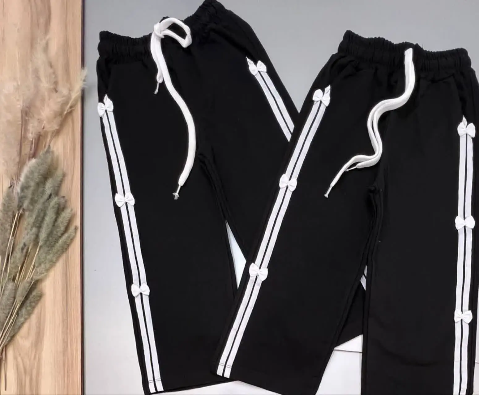 اسلش مدل بگ دخترونه پاپیون🖤🤍☁️
