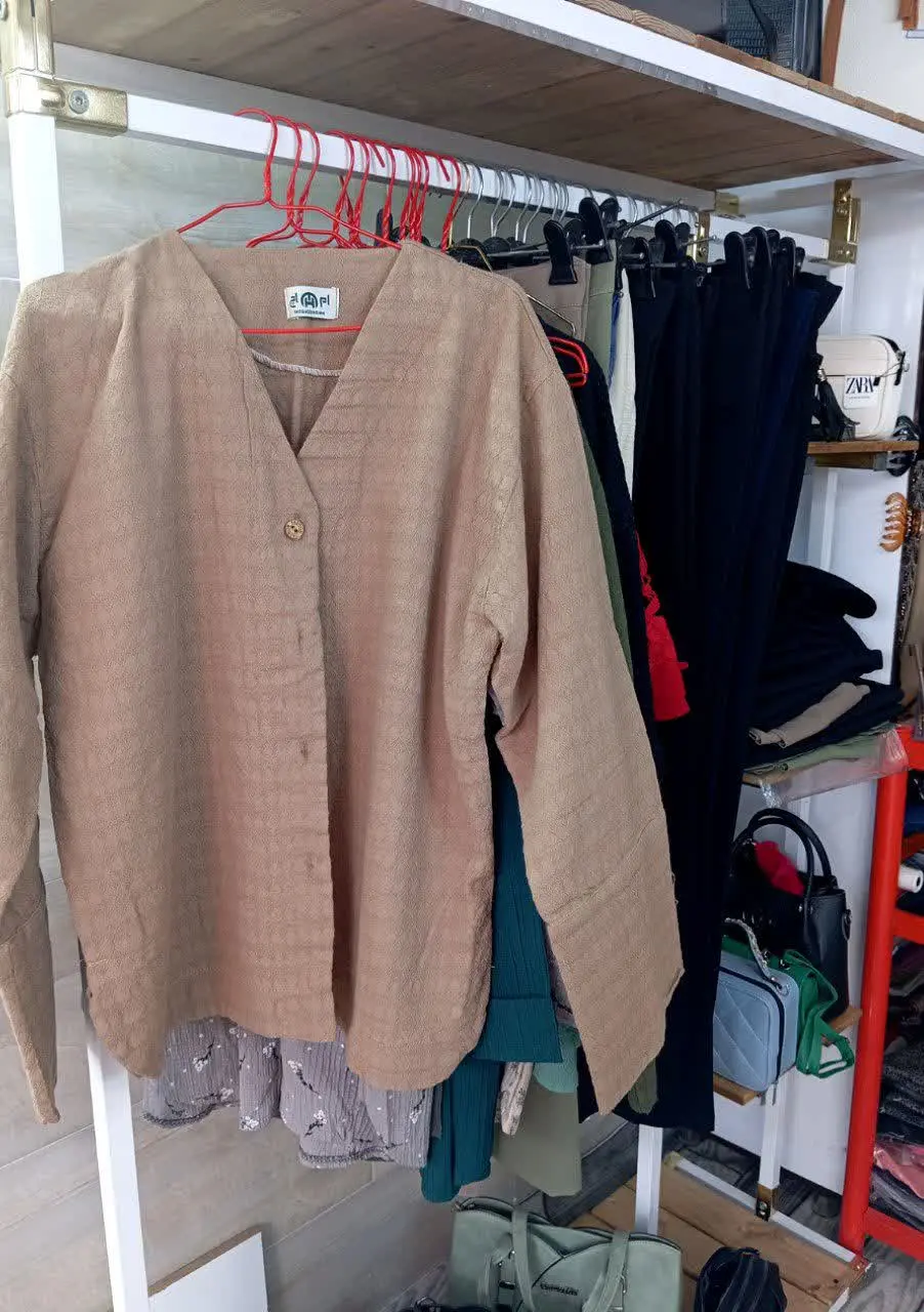 مانتوهای کوتاه دررنگبندی شارژ شد
