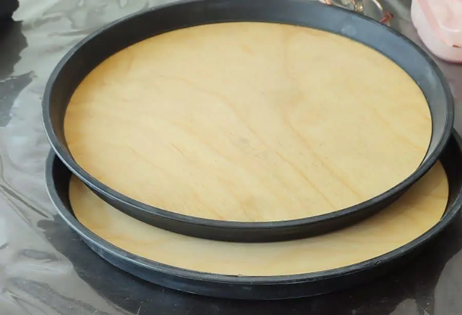 سینی کف چوبی دور مشکی
