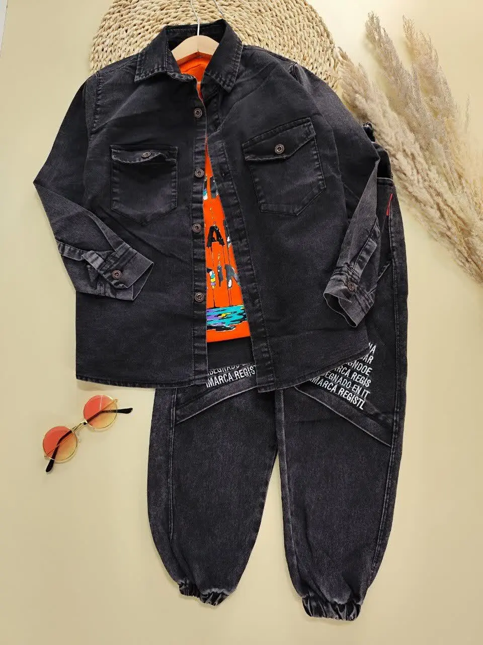 سه تیکه آرتام
