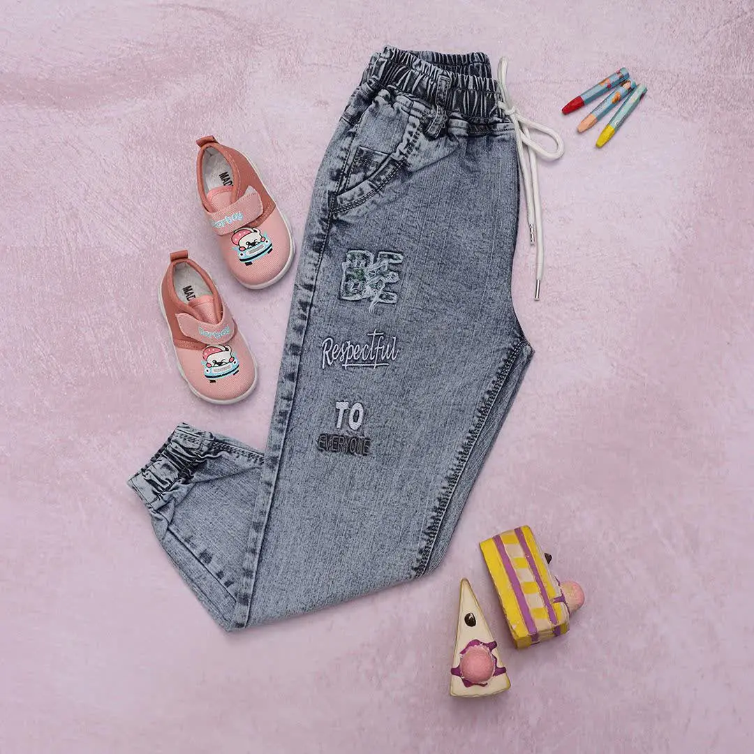 شلوار جاگر بچگانه 😌
