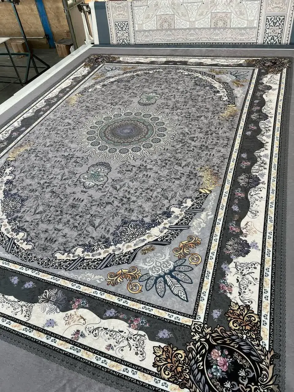 روفرشی کشدار C ۶۶۷
