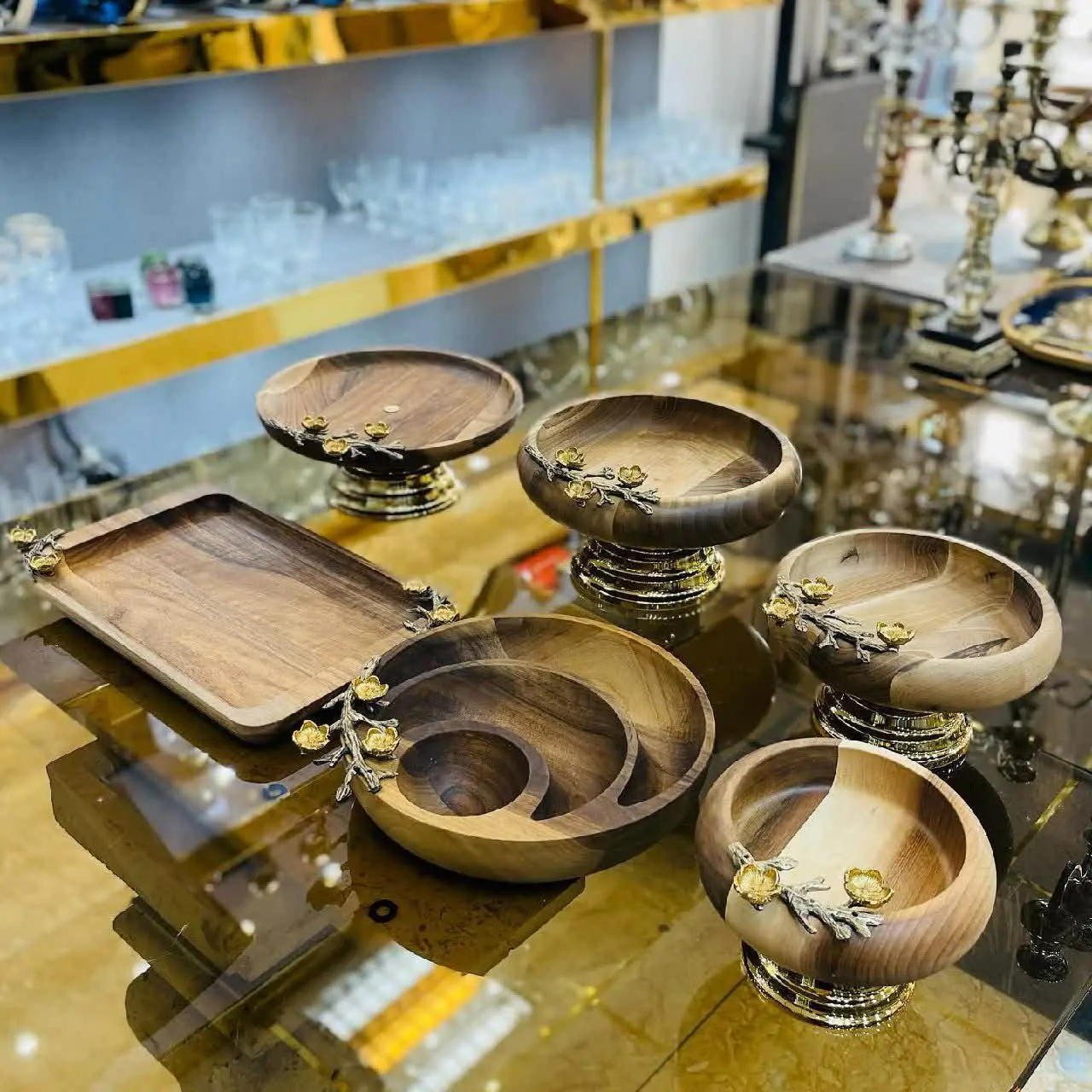 سرویس پذیرایی
