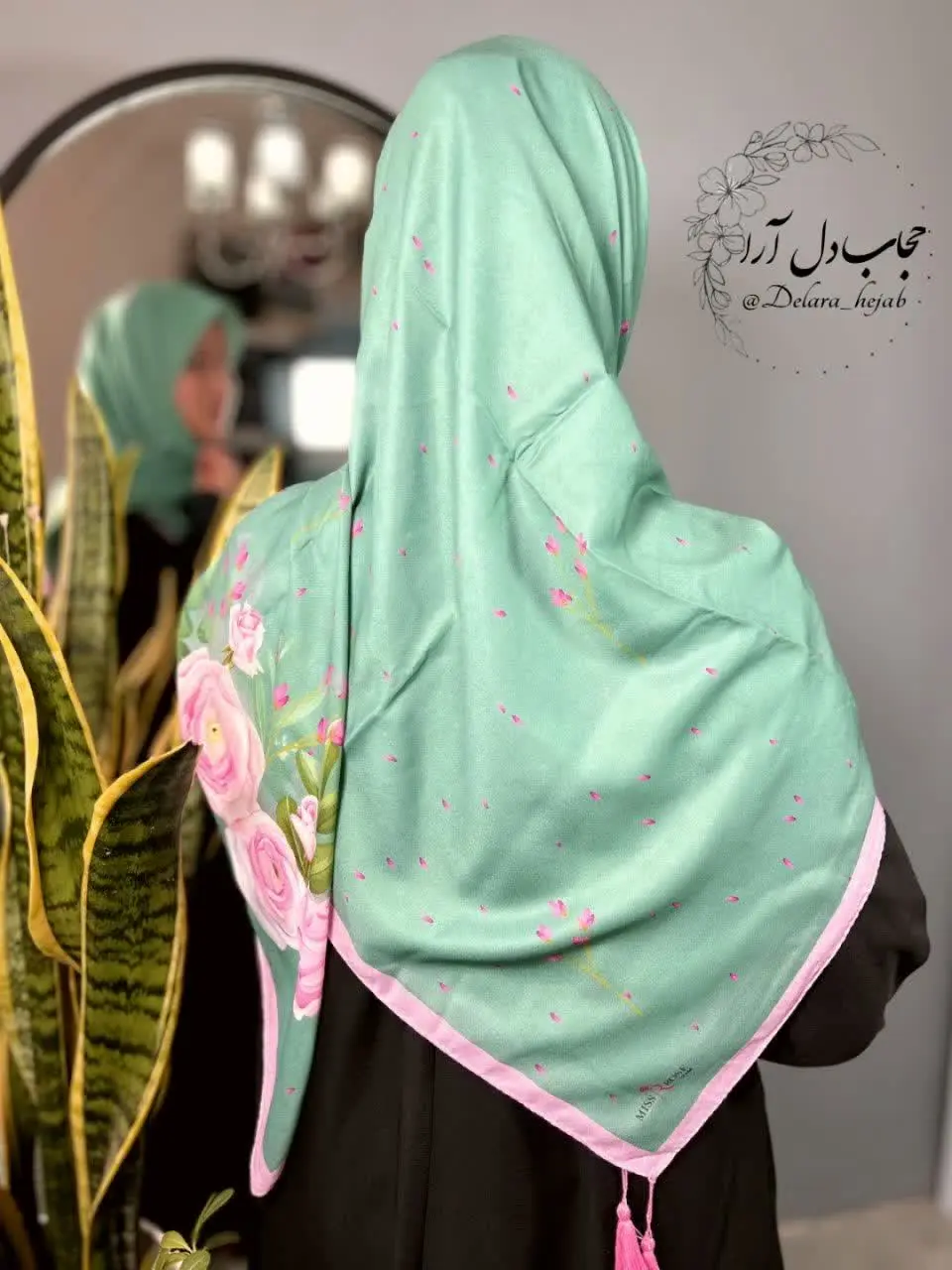 اینم‌رنگ سبزآبی خوشگل و خاص🥰 
