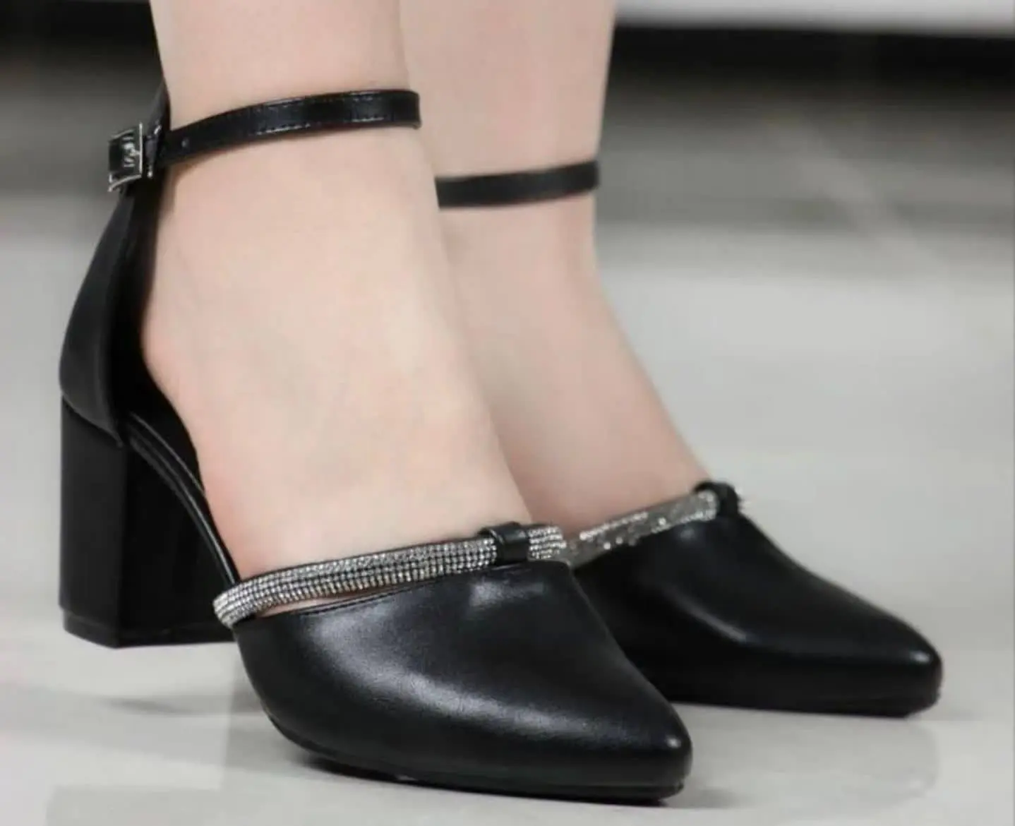 مجلسی عروسکی نگینی 
