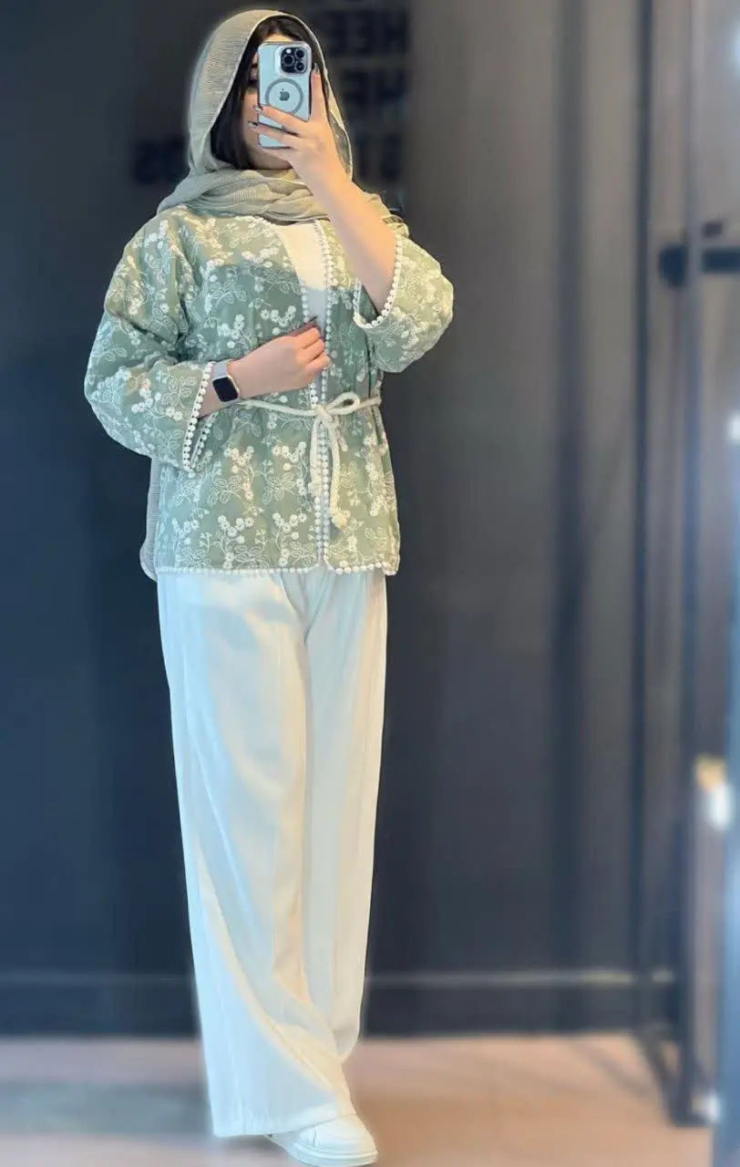 نام: مانتو کتی ملوس 
