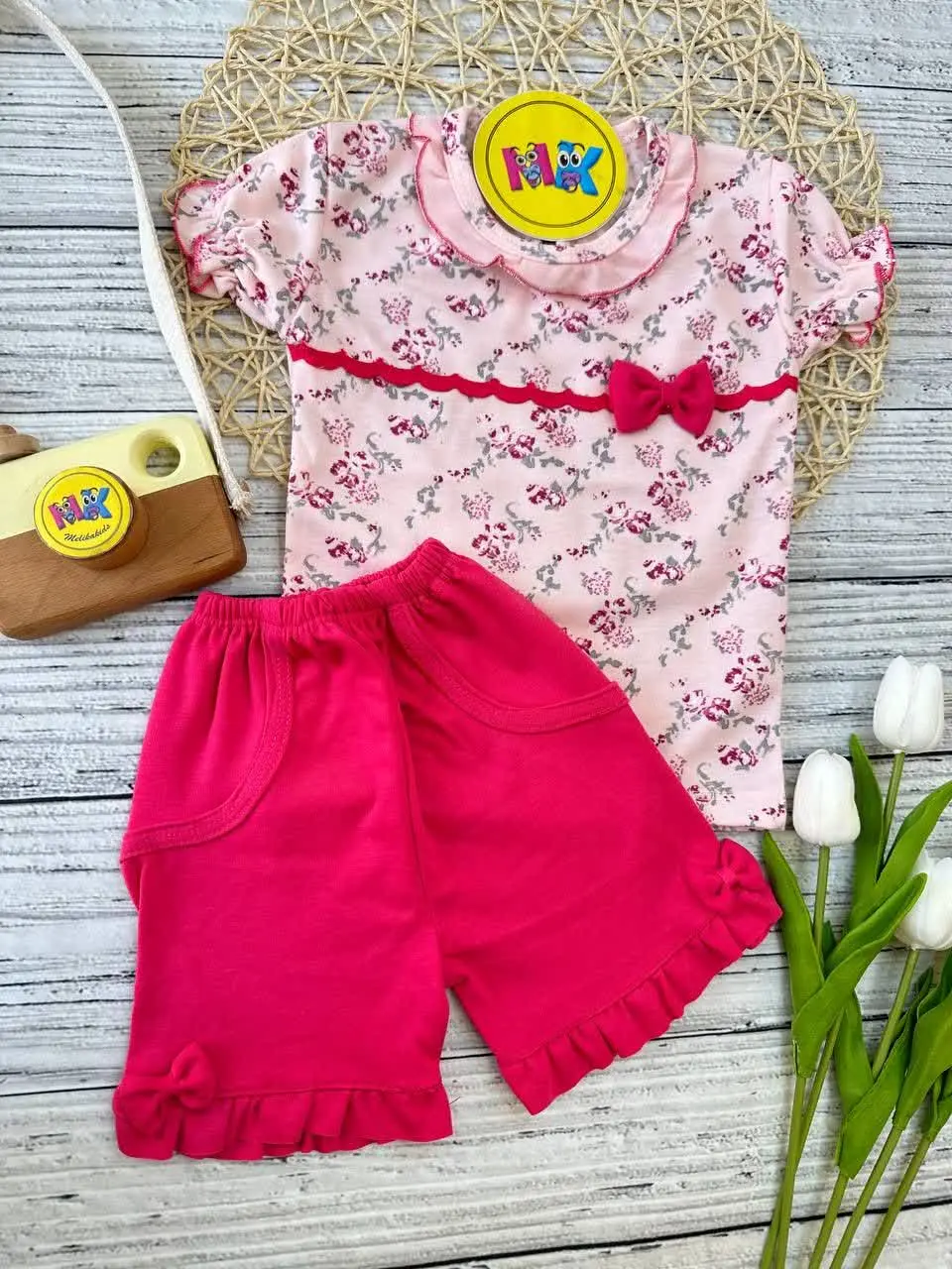 تیشرت شلوارک طرح گل سرخ نوزادی و کودک کد ۱۱۰۸۷ 
