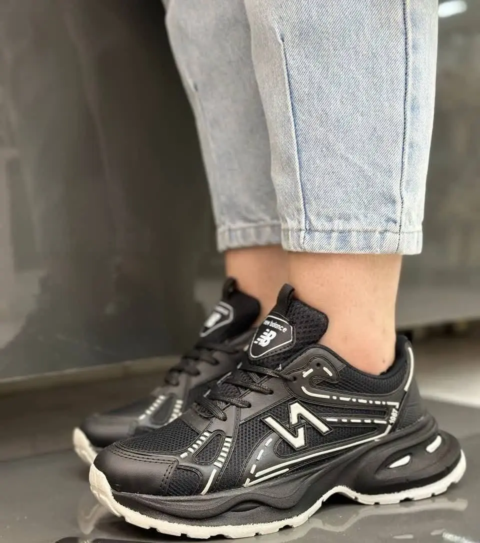 ✅️موجودی فقط سایز ۳۹ ۴۰
