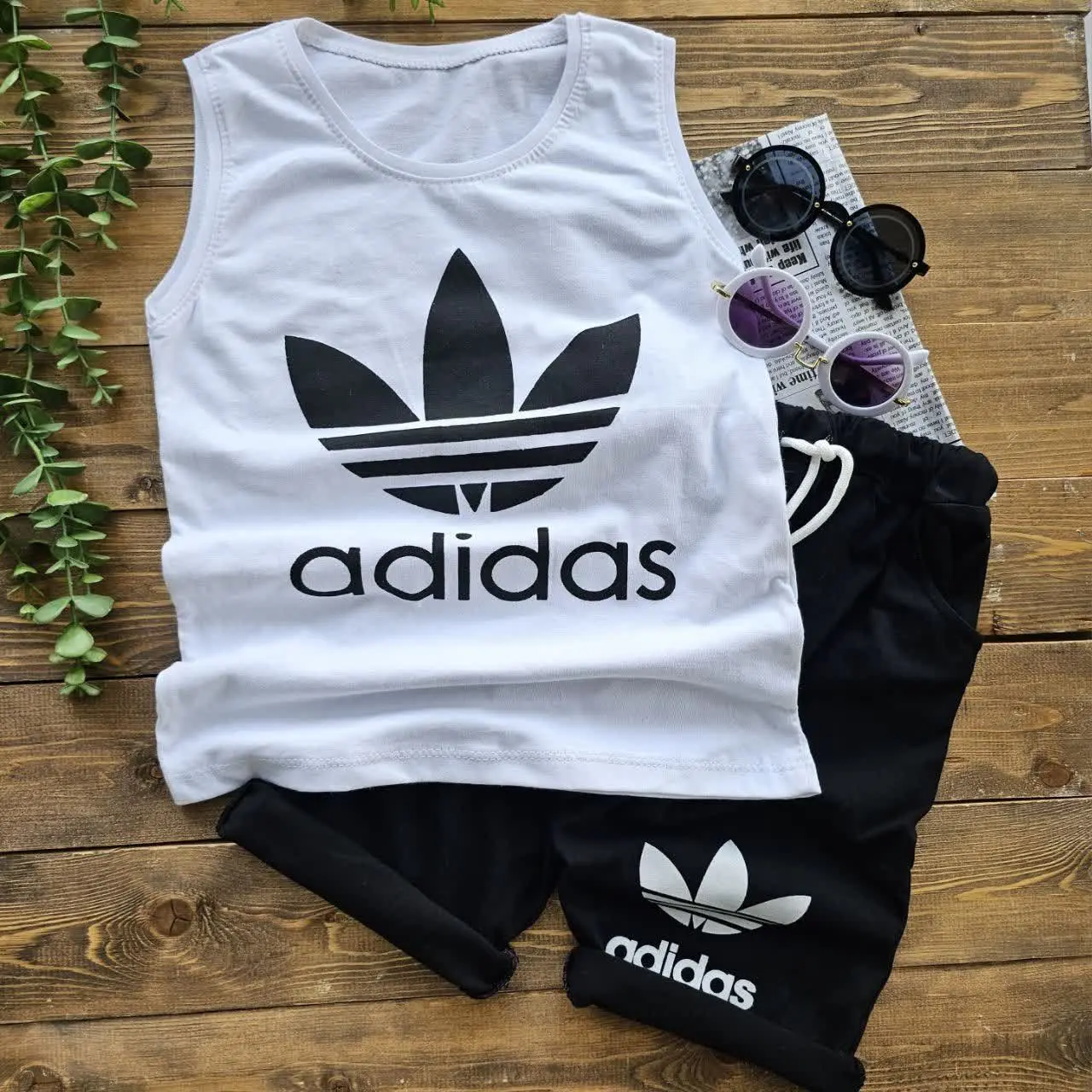 نام: ست آدیداسس
