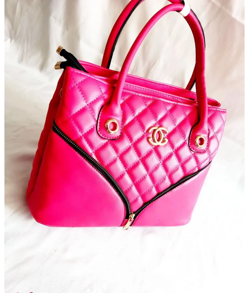 ببین چه رنگی داره 👆🏻🌱
