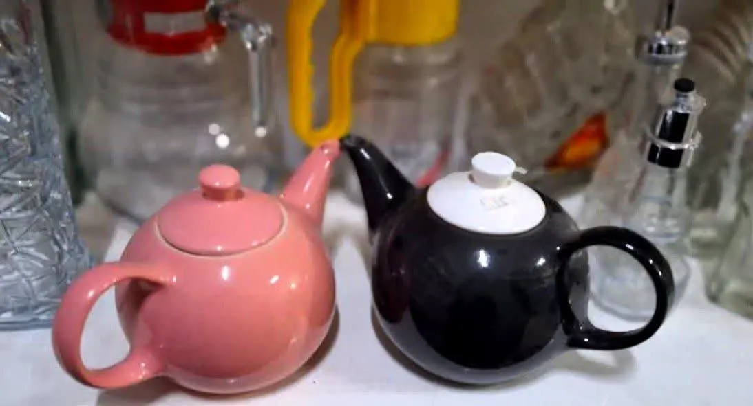 قوری چینی رنگی✅
