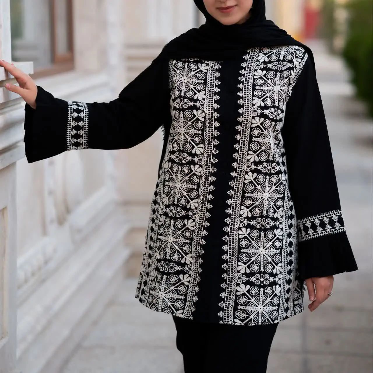 مانتو کتی مجلسی سوزن دوزی 🥰