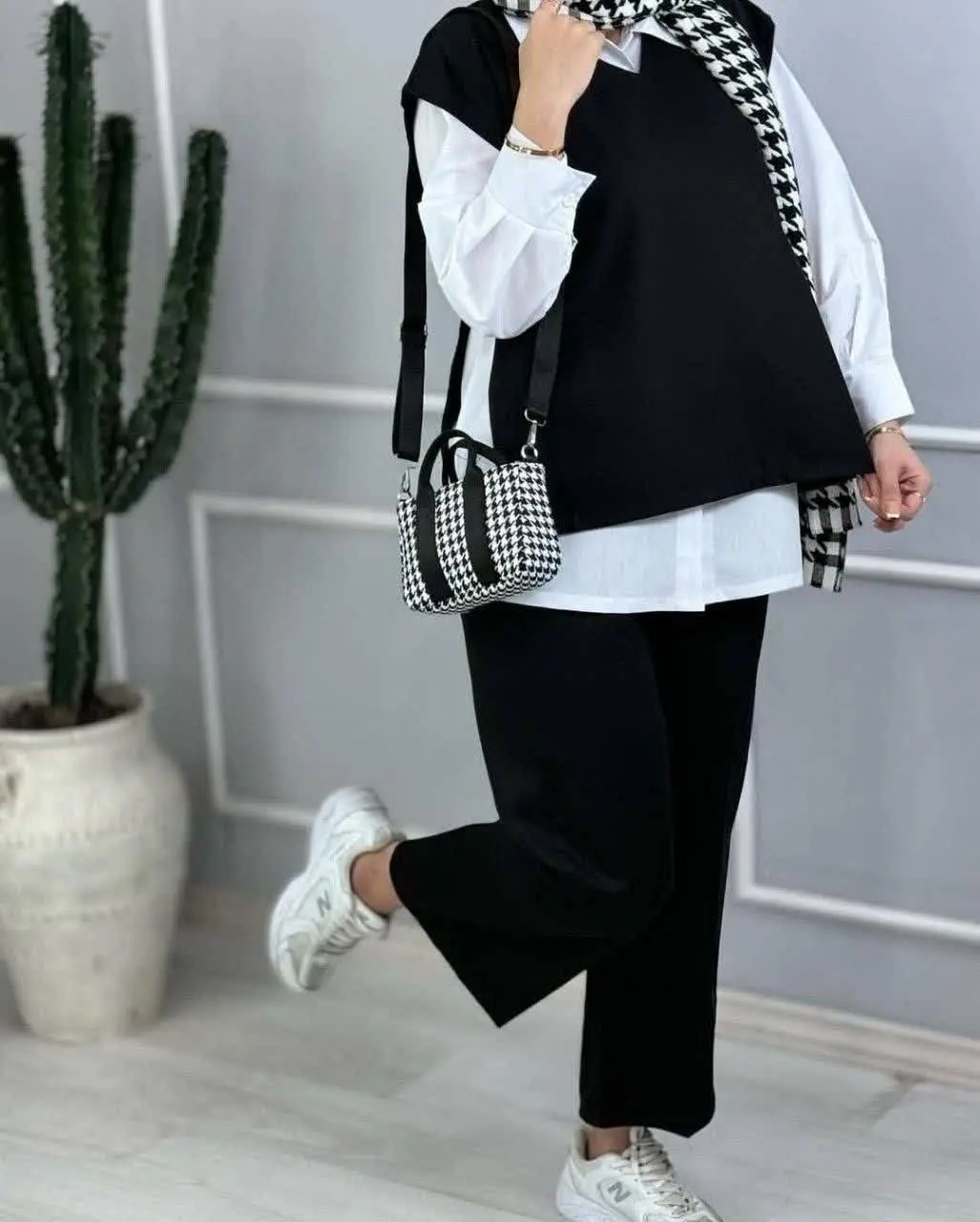 👚نام: سه تیکه هانیه
