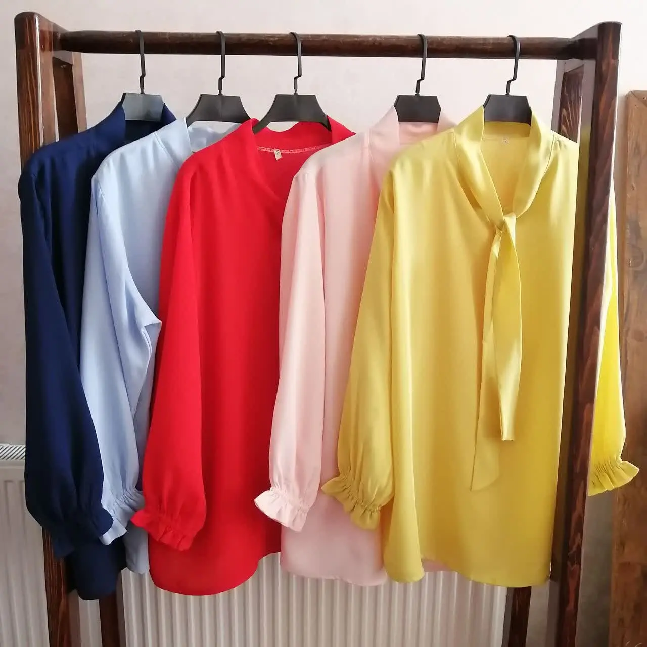 شومیز یقه کرواتی 🥰
