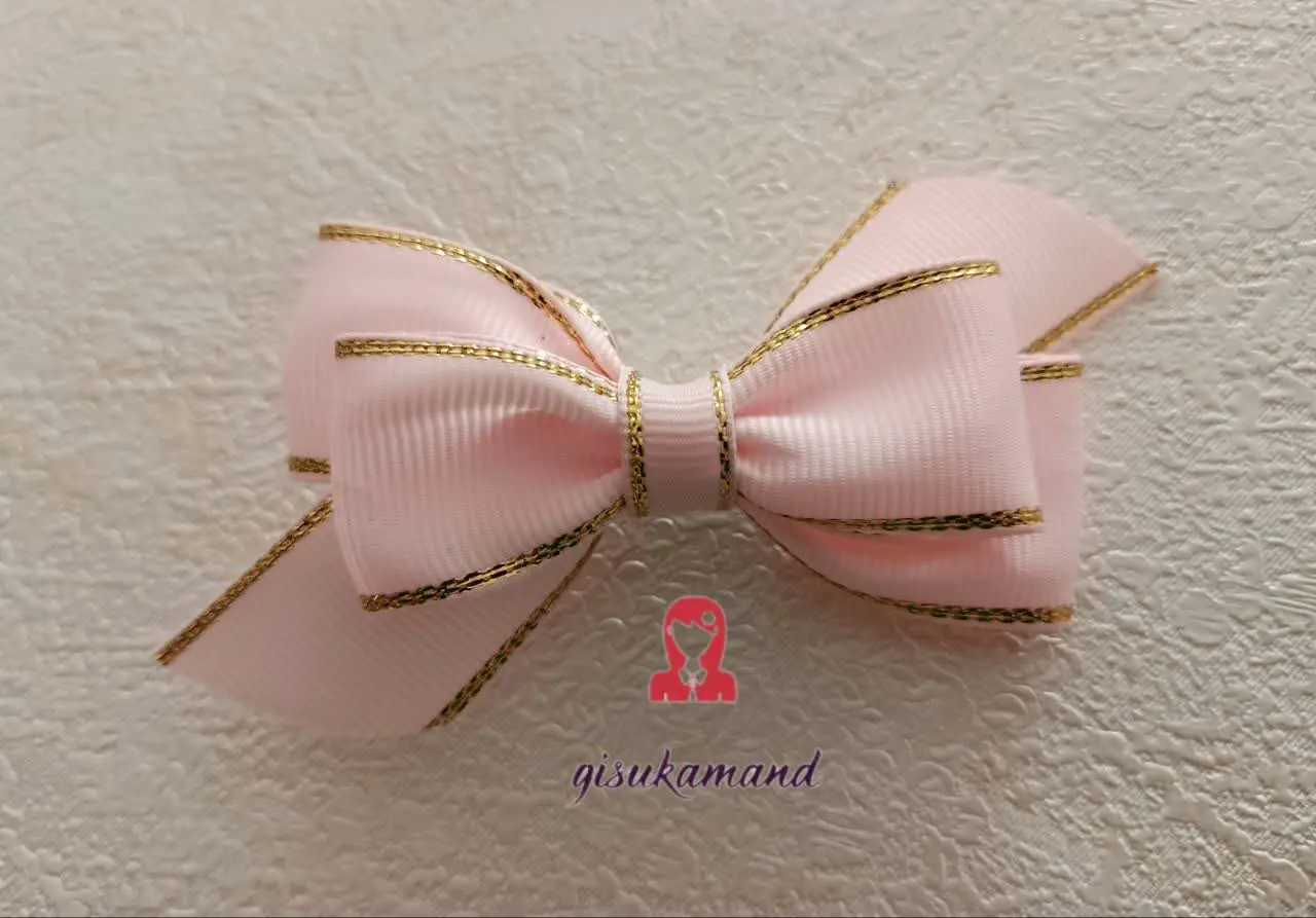 گلسر پاپیون لب زری🥰
