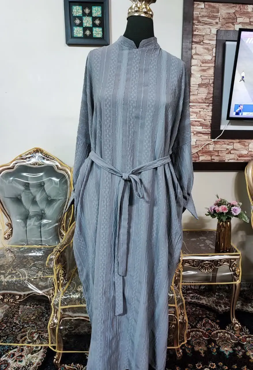 فقط ۱ عدد موجوده قد ۱۴۰ 
