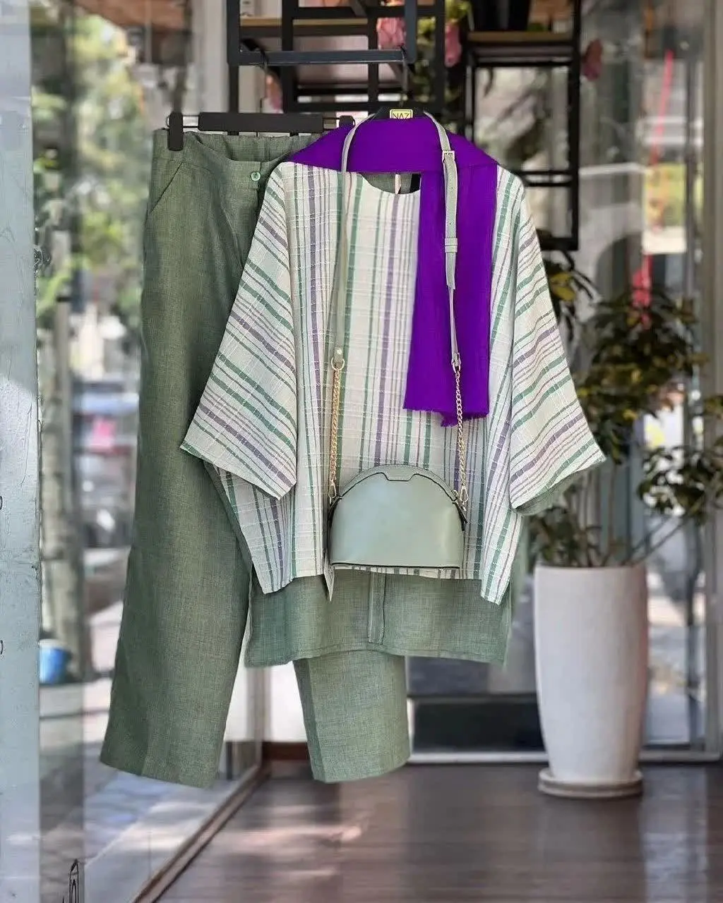 نام: ست نازی
