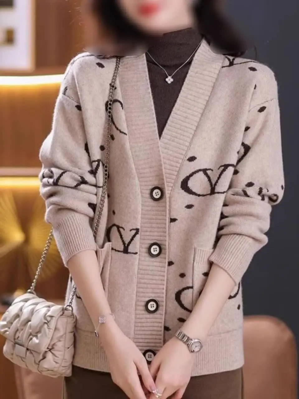 ژاکت بافت وارداتی، دکمه خور