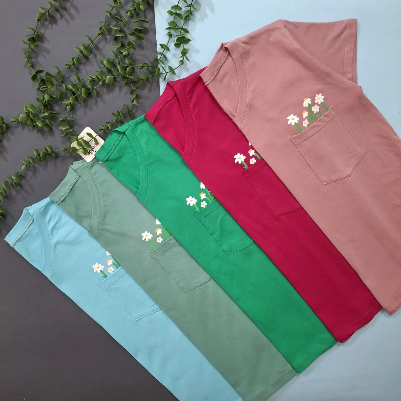 🔸️تیشرت اقتصادی یقه هفت بابونه🔸️
