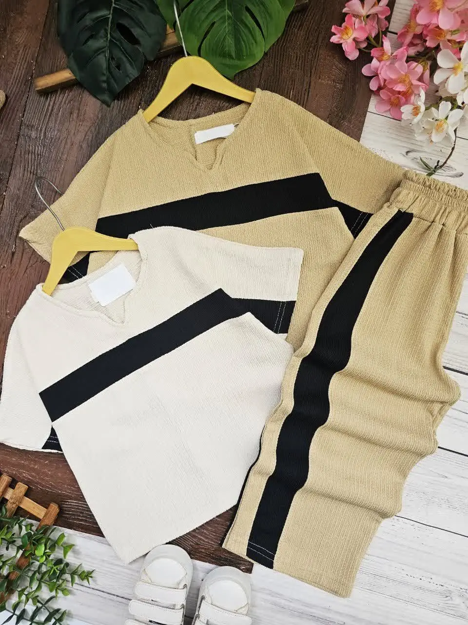 کراپ و شلوار آتی
