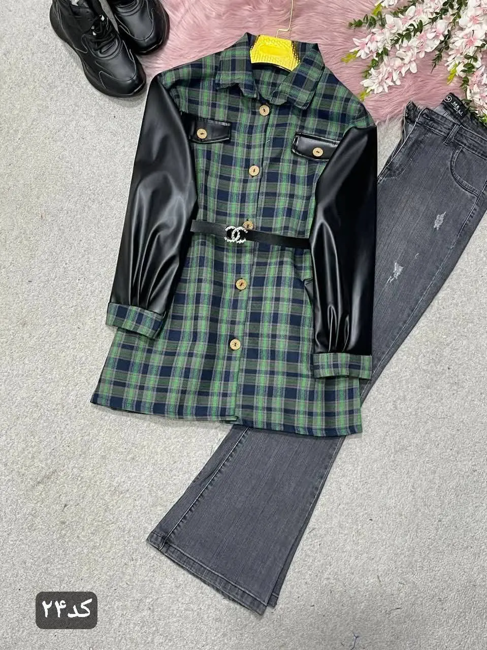 نام: پاییزه آستین چرم مهین+کمربند
