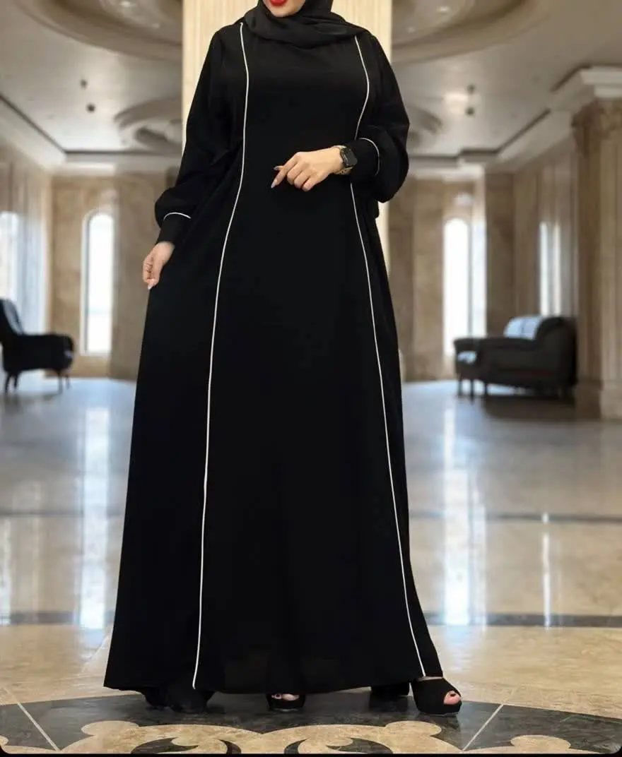 👚 نام: عبایی لیلا
