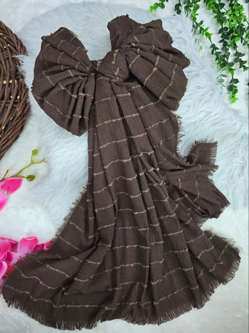 شال شکوفه دور ریش