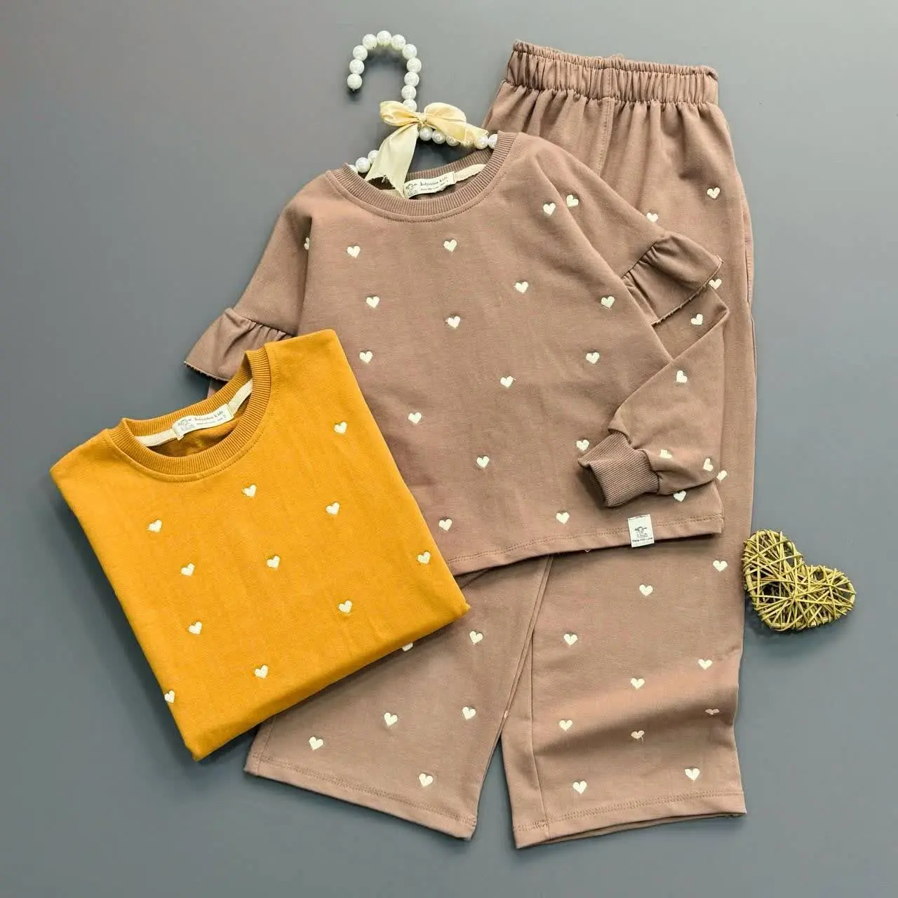 بیرونی و مهمونی 
