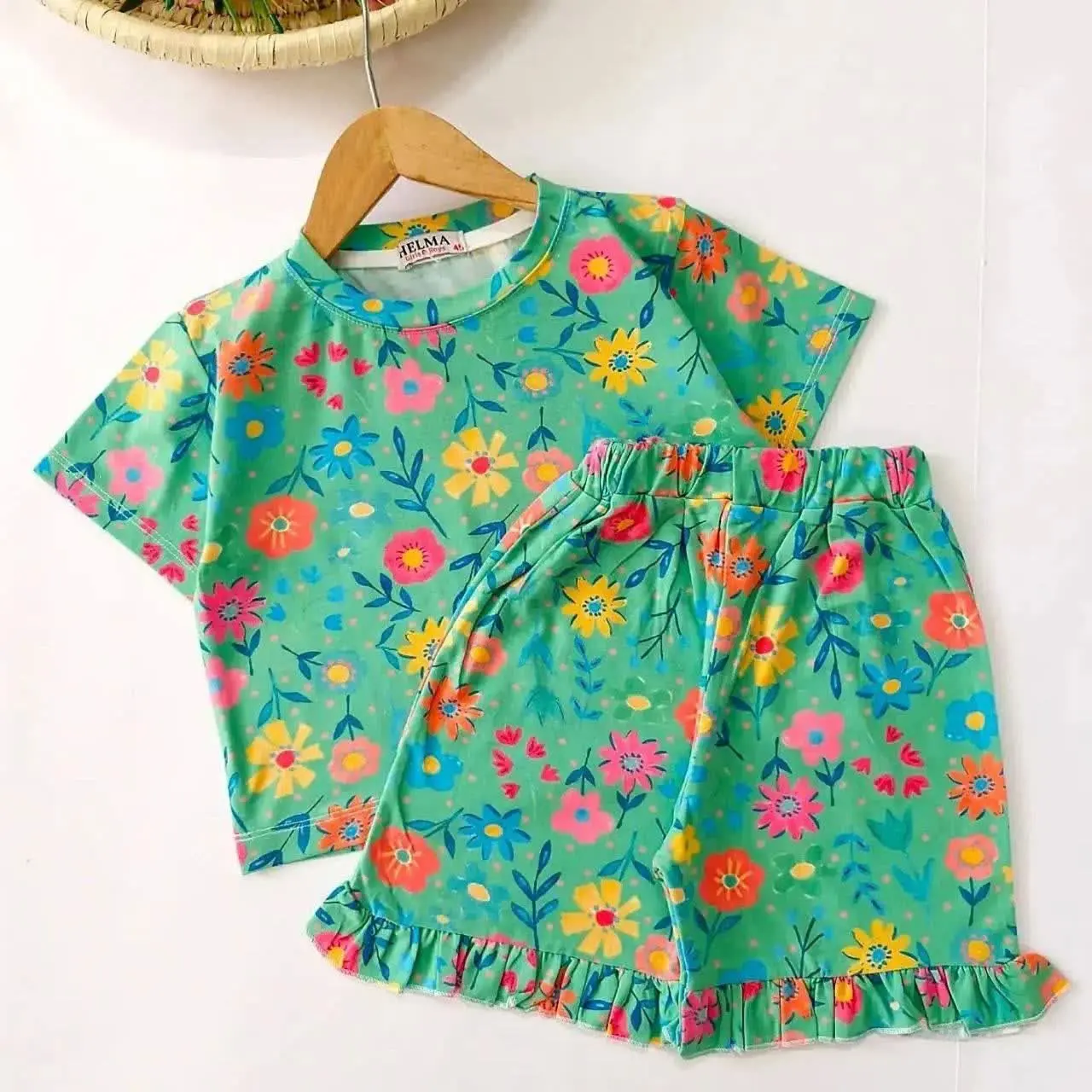 بمب جذاب جدیدمون😇
