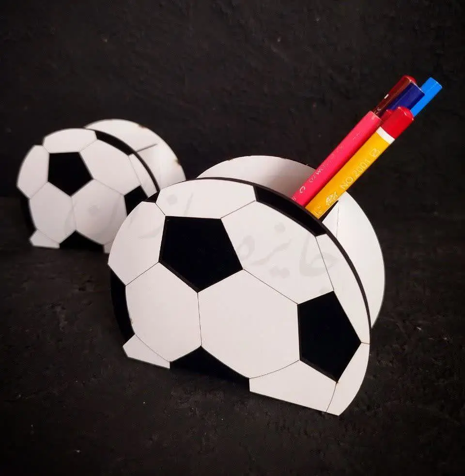 یه جامدادی مخصوص پسرهای گلمون😍