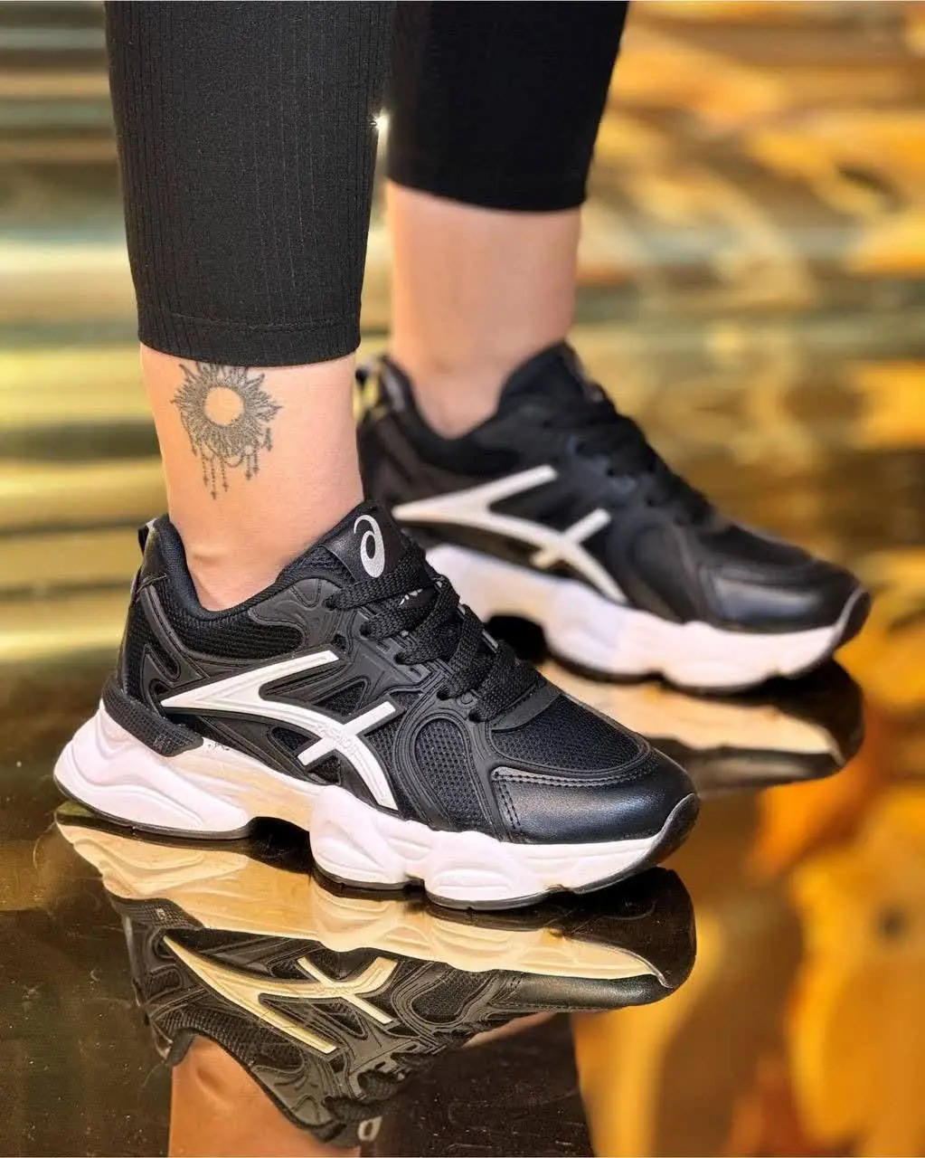 کتونی اسیکس کد۱۰۷۷
