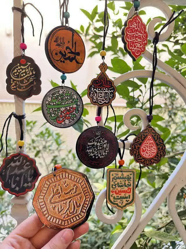 🔷آویز چوبی دوطرفه حسینی 
